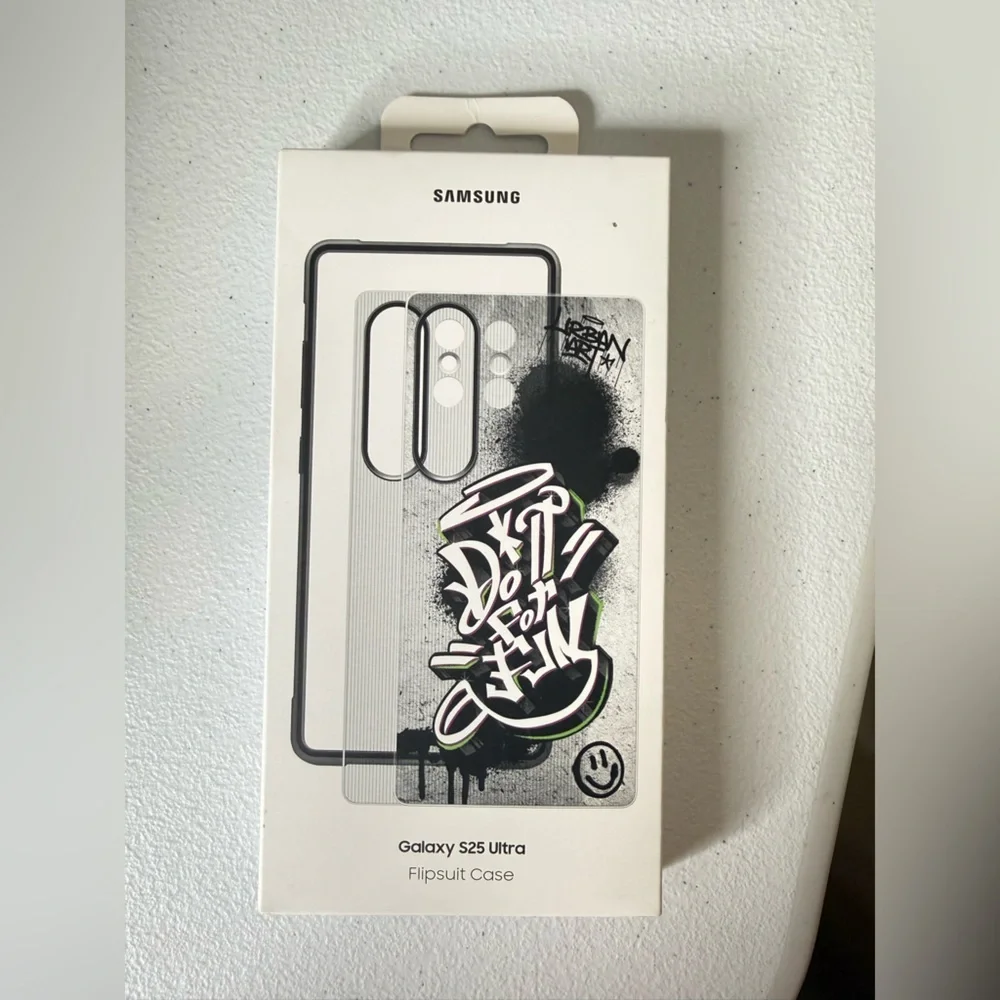 Samsung Clear Case with Black Graffiti and White Outline Accents
